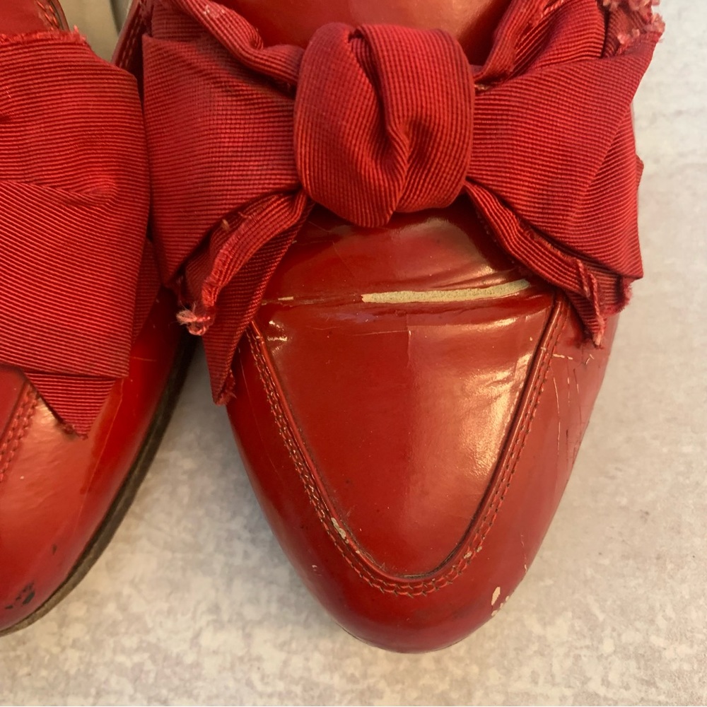 Gucci Vintage Rare Fine Red Shiny Patent Leather Bow Front Pointy loafers - Picture 6 of 16